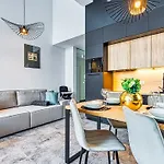 Apartment Izerski - Sky Walk By Royal Aparts Swieradow-Zdroj