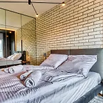Apartment Izerski - Sky Walk By Royal Aparts Swieradow-Zdroj