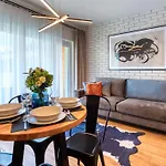 Apartment Izerski - Sky Walk By Royal Aparts *