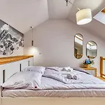 Izerski - Sky Walk By Royal Aparts Apartment *