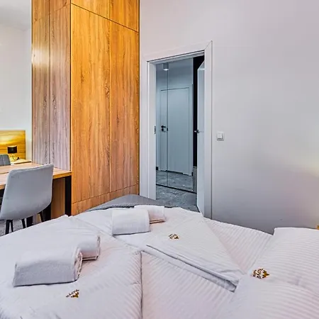 Izerski - Sky Walk By Royal Aparts Appartement *