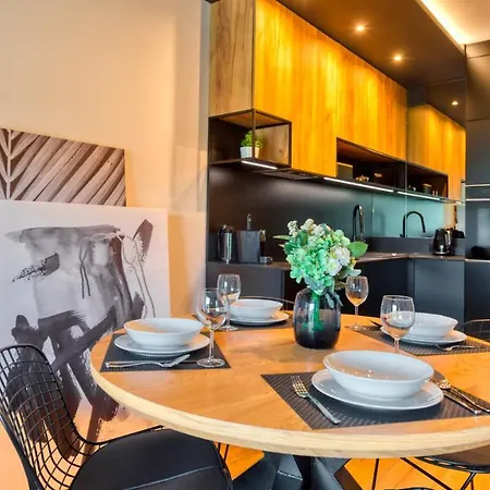 Izerski - Sky Walk By Royal Aparts