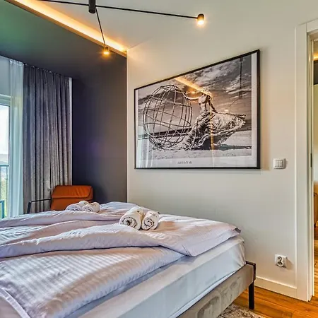 Izerski - Sky Walk By Royal Aparts Apartamento