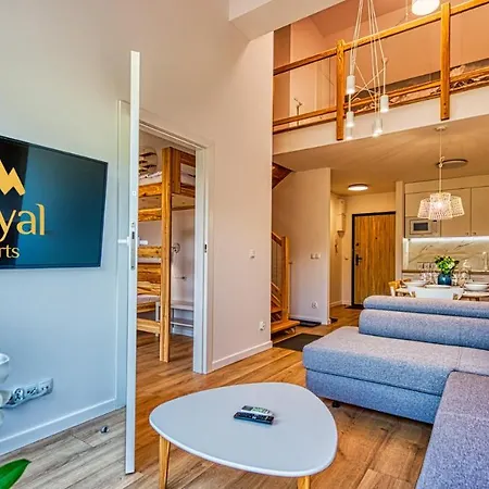 Izerski - Sky Walk By Royal Aparts *