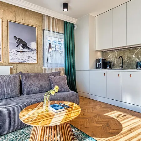 Izerski - Sky Walk By Royal Aparts